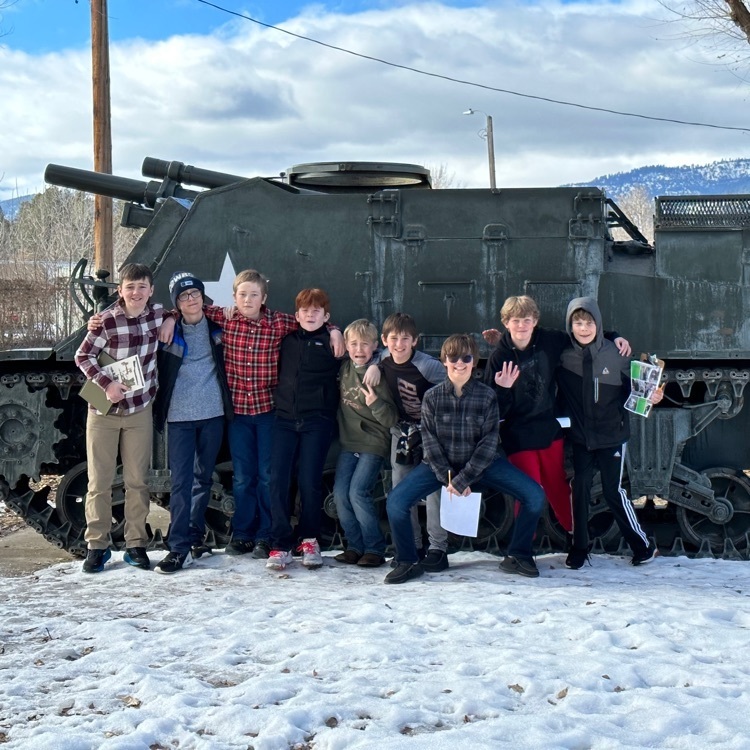 Lolo Sixth graders at the Fort of Missoula for National History Day 